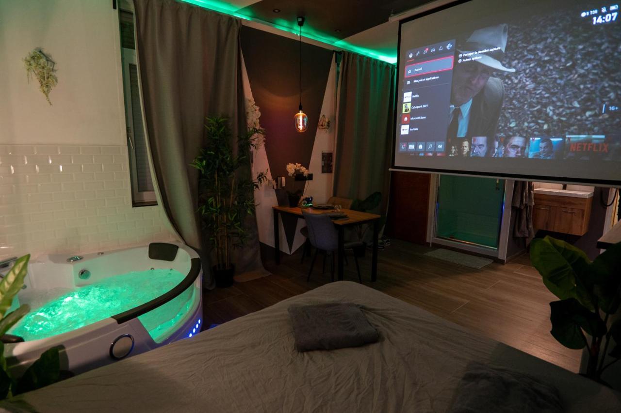Capsule Color Deluxe Balneo I Ecran Home Cinema I Console De Jeux Trith-Saint-Leger Exterior foto