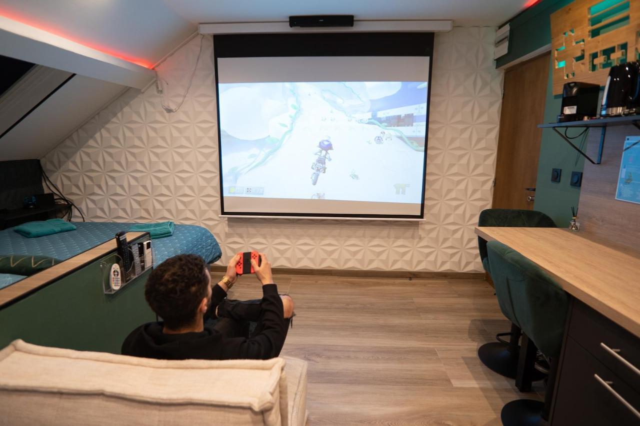 Capsule Color Deluxe Balneo I Ecran Home Cinema I Console De Jeux Trith-Saint-Leger Exterior foto